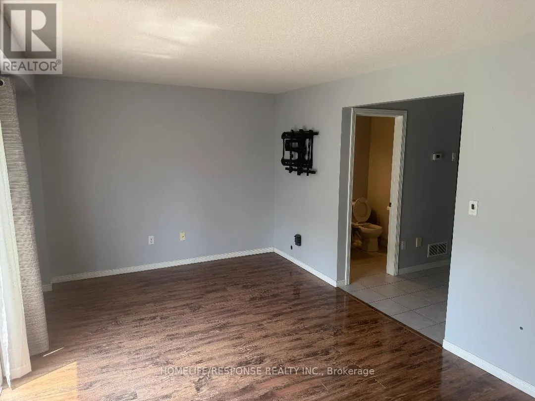 9 - 305 BRIARMEADOW DRIVE