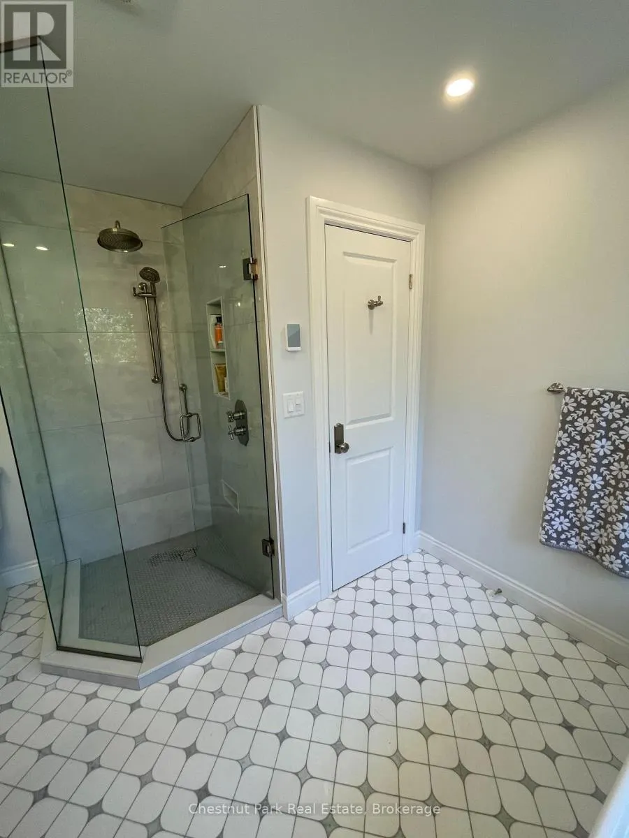 137 HOOVER LANE