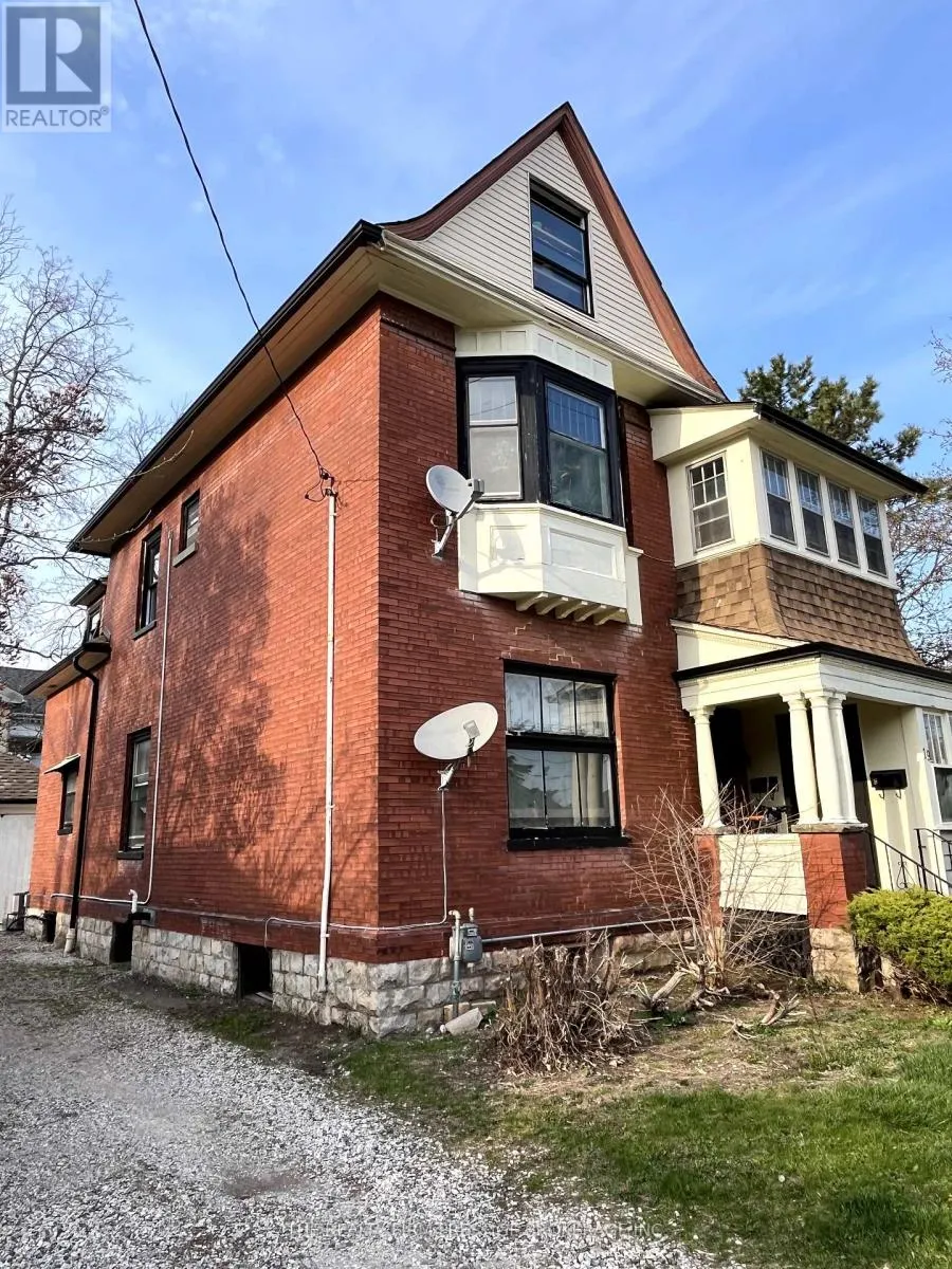 19 SCOTT STREET