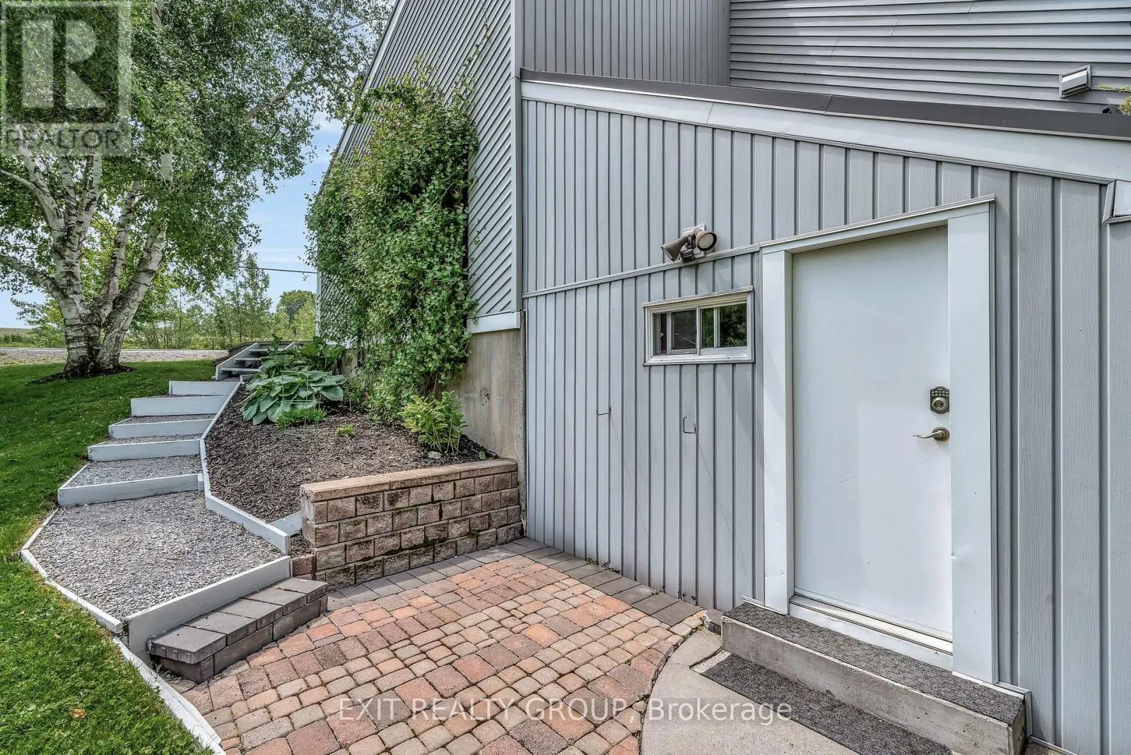 652 COUNTY RD 3