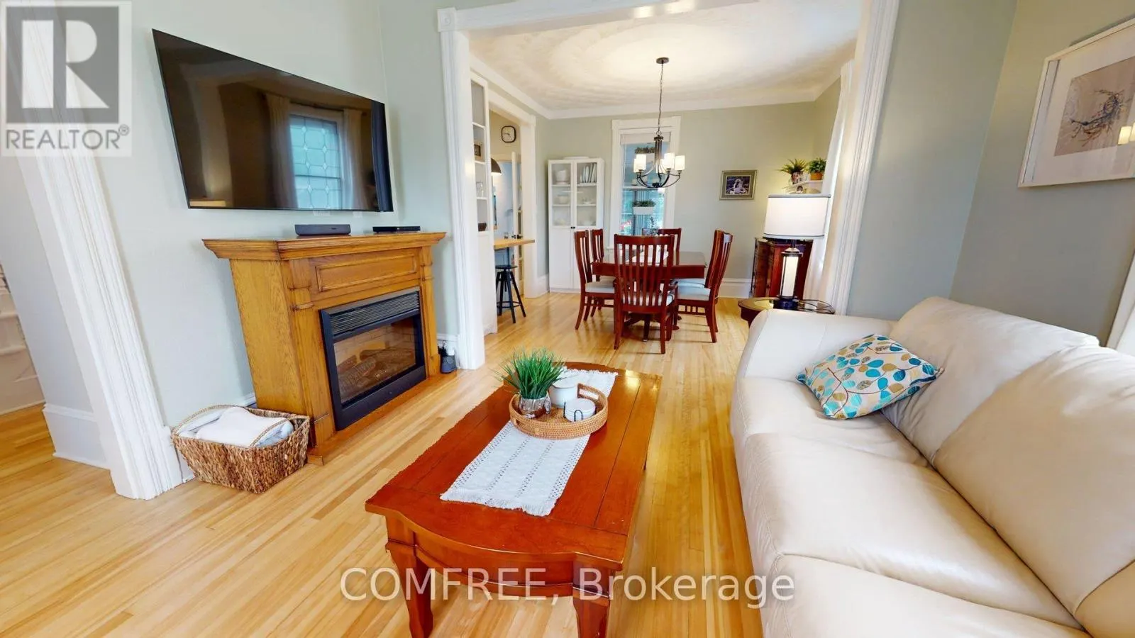 256A AND 256B FLORA STREET