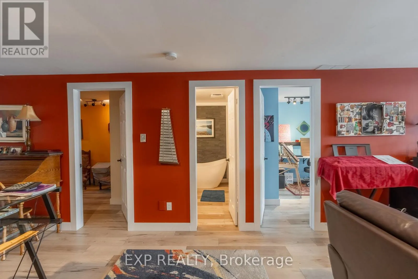 20 - 90 ONTARIO ST STREET S, #20