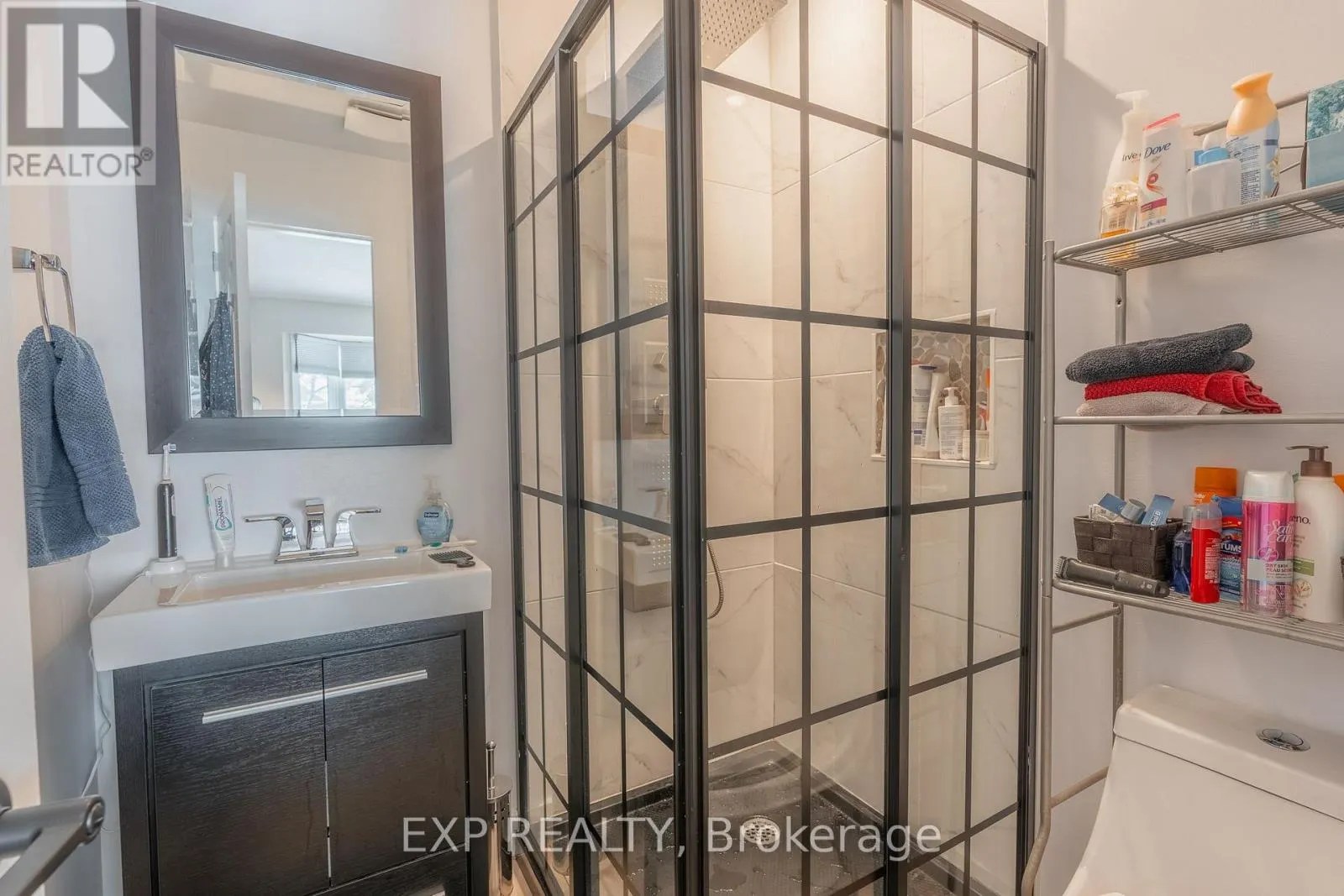 20 - 90 ONTARIO ST STREET S, #20