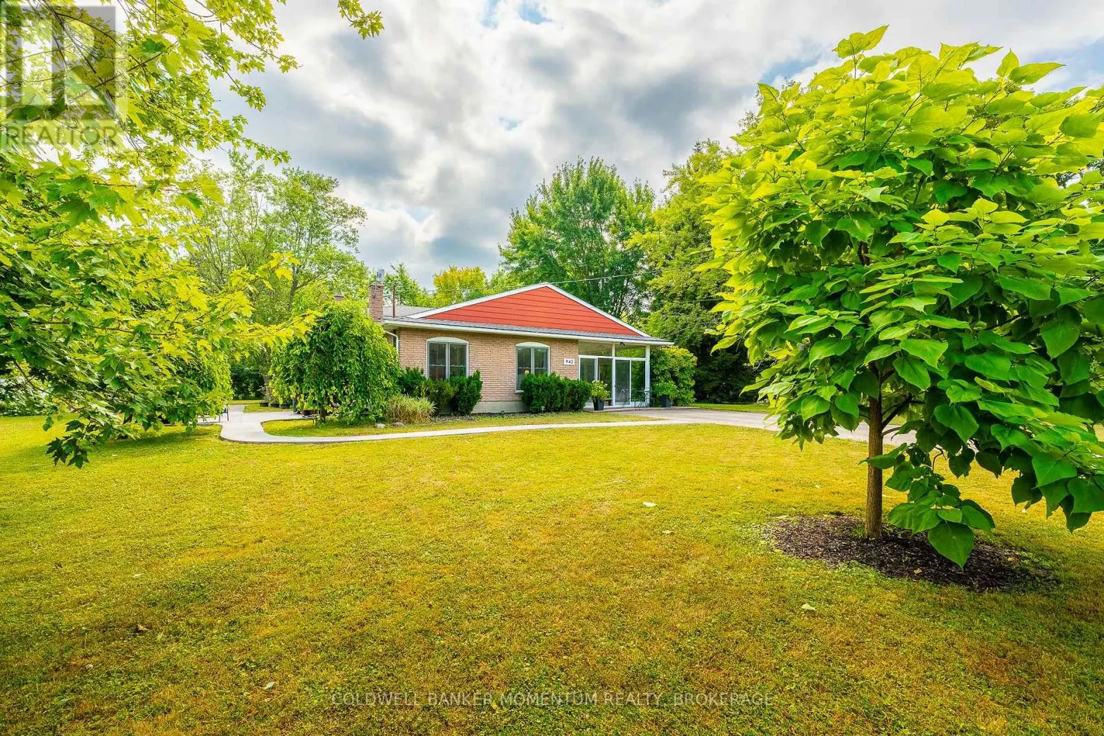 942 CAUTHARD ROAD