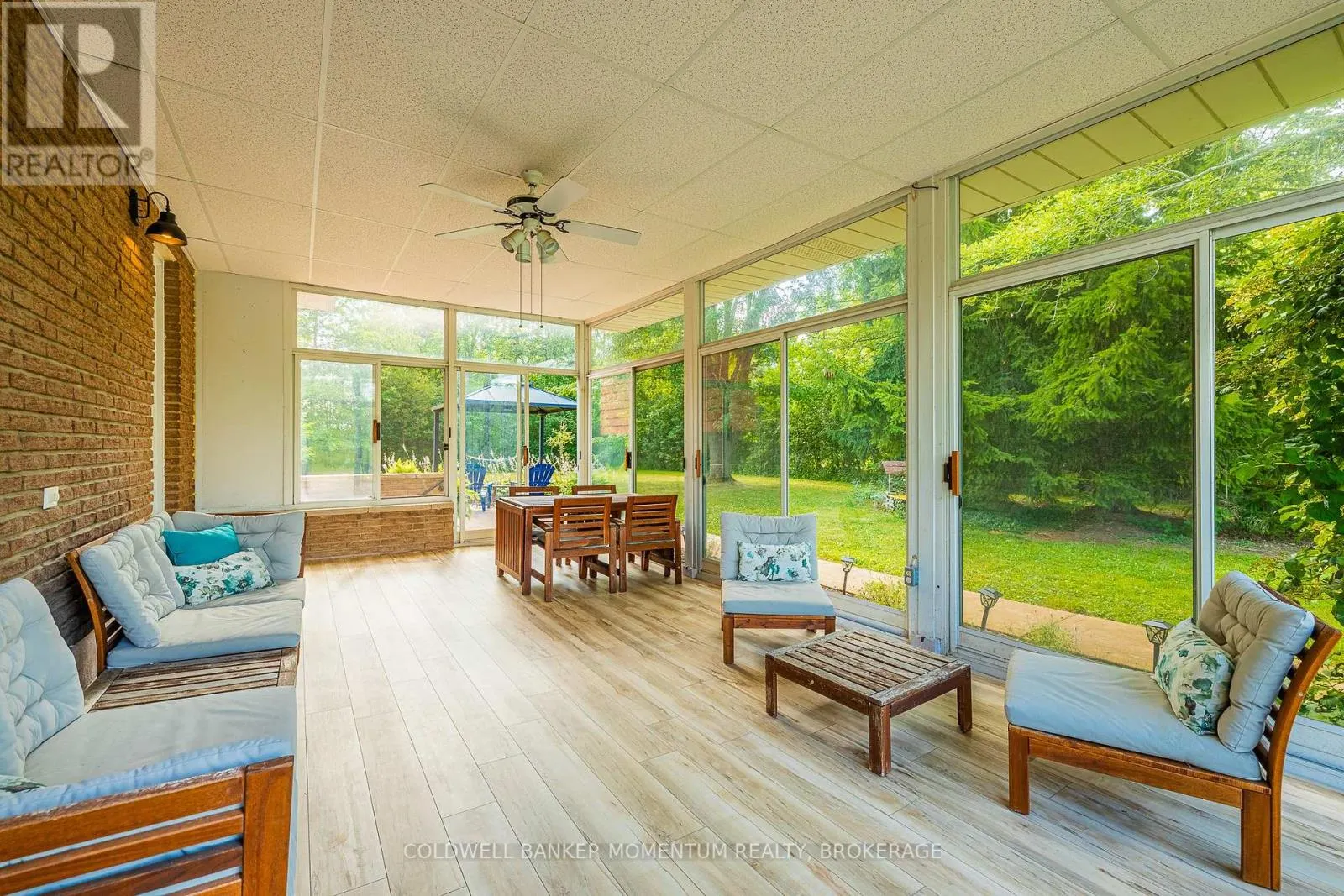 942 CAUTHARD ROAD