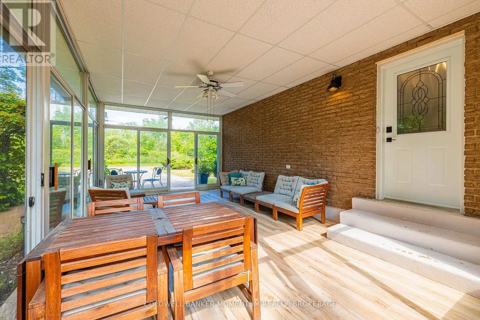 942 CAUTHARD ROAD