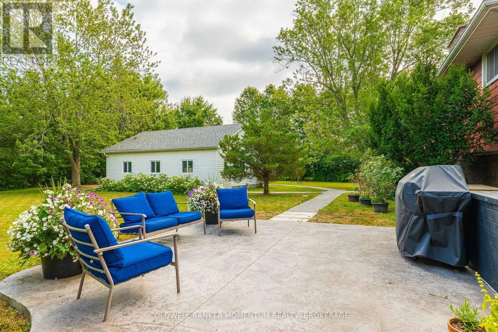 942 CAUTHARD ROAD
