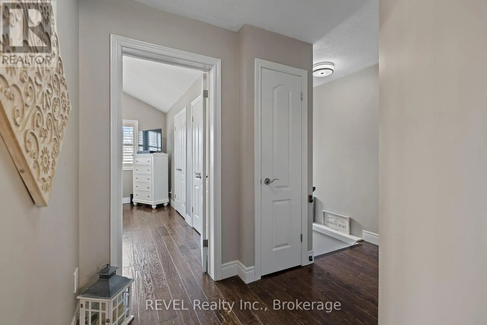 38 UDELL WAY