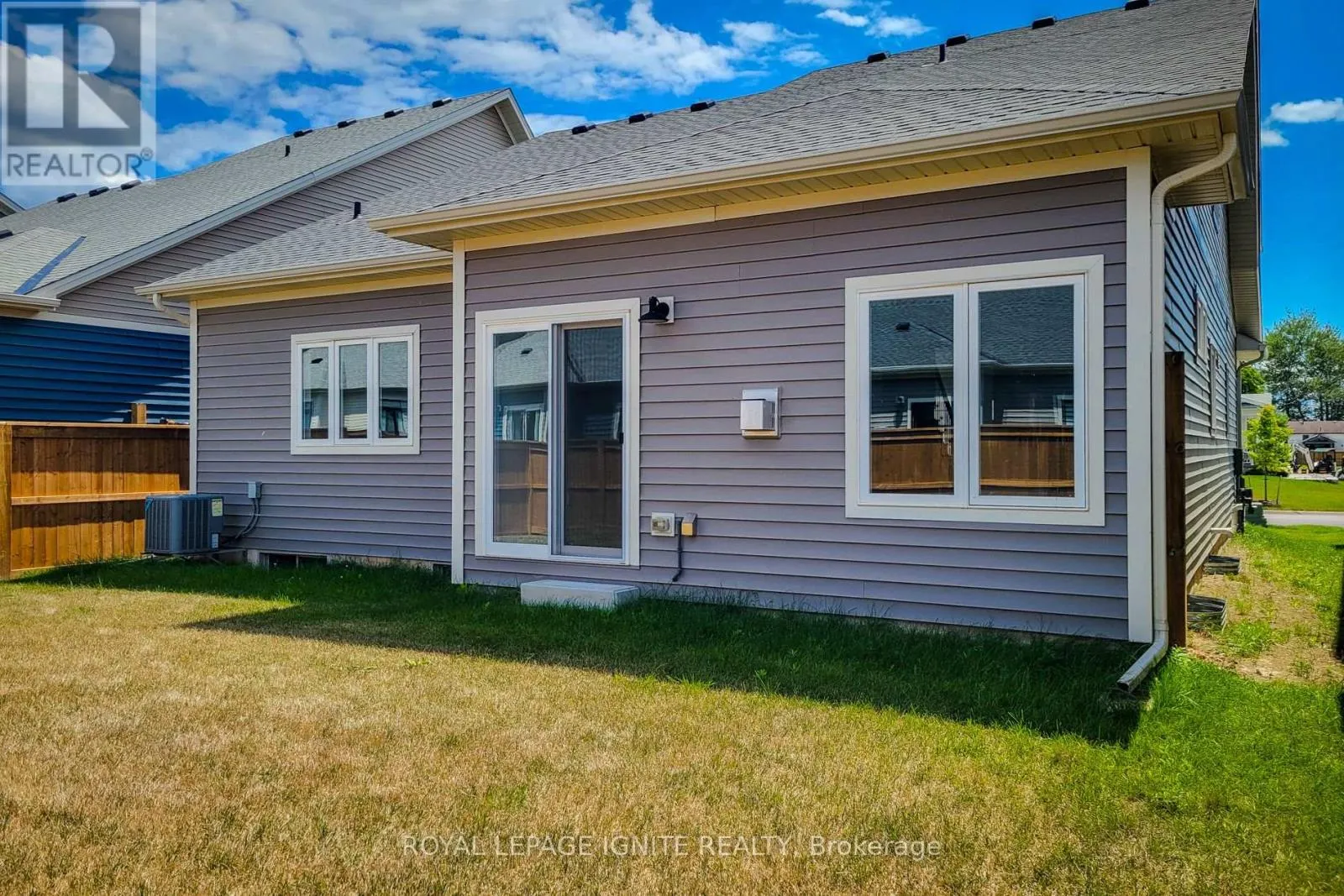 54 BEACH WALK CRESCENT