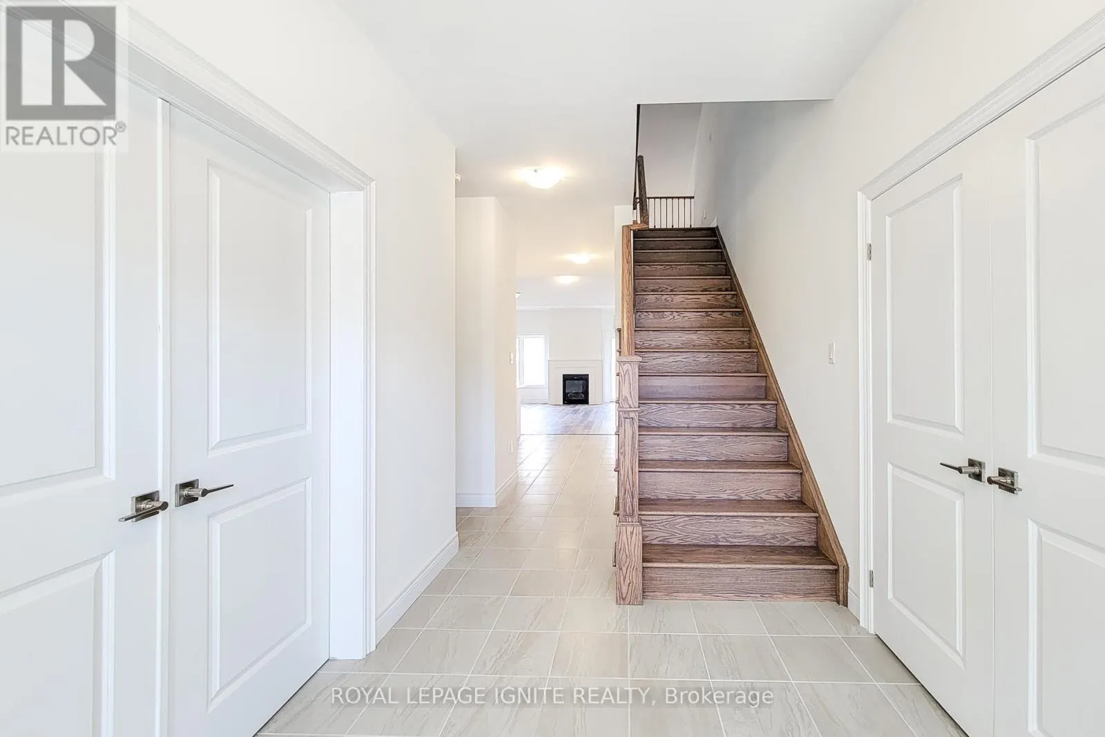 54 BEACH WALK CRESCENT