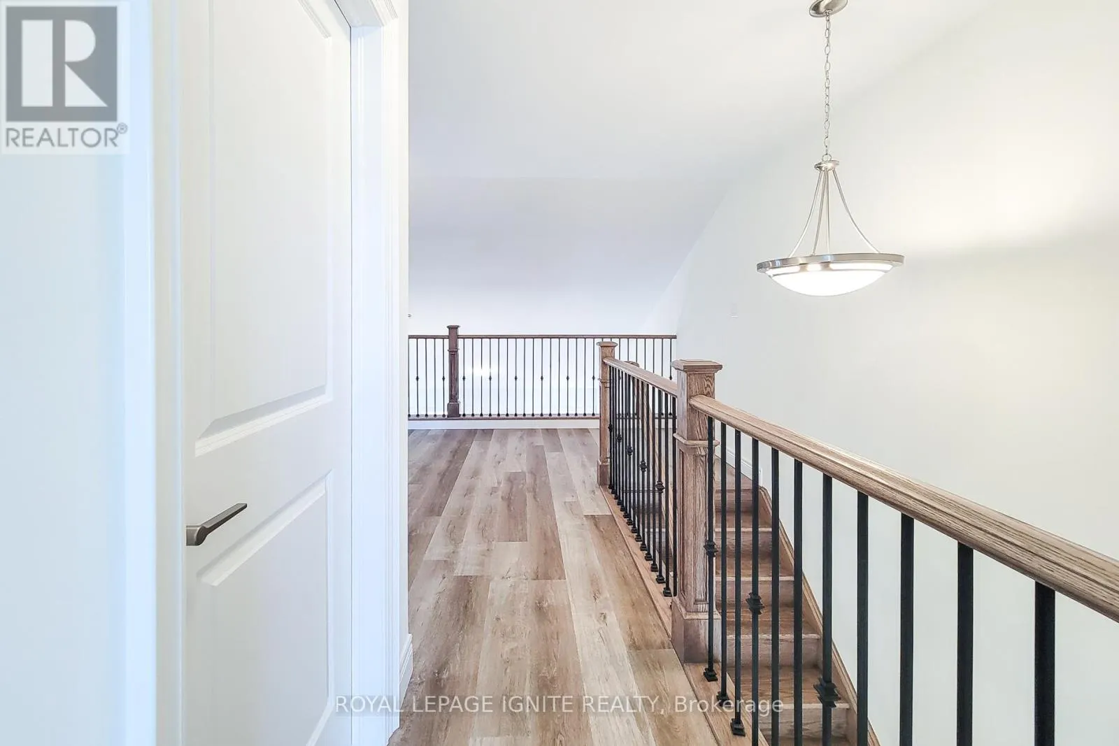 54 BEACH WALK CRESCENT