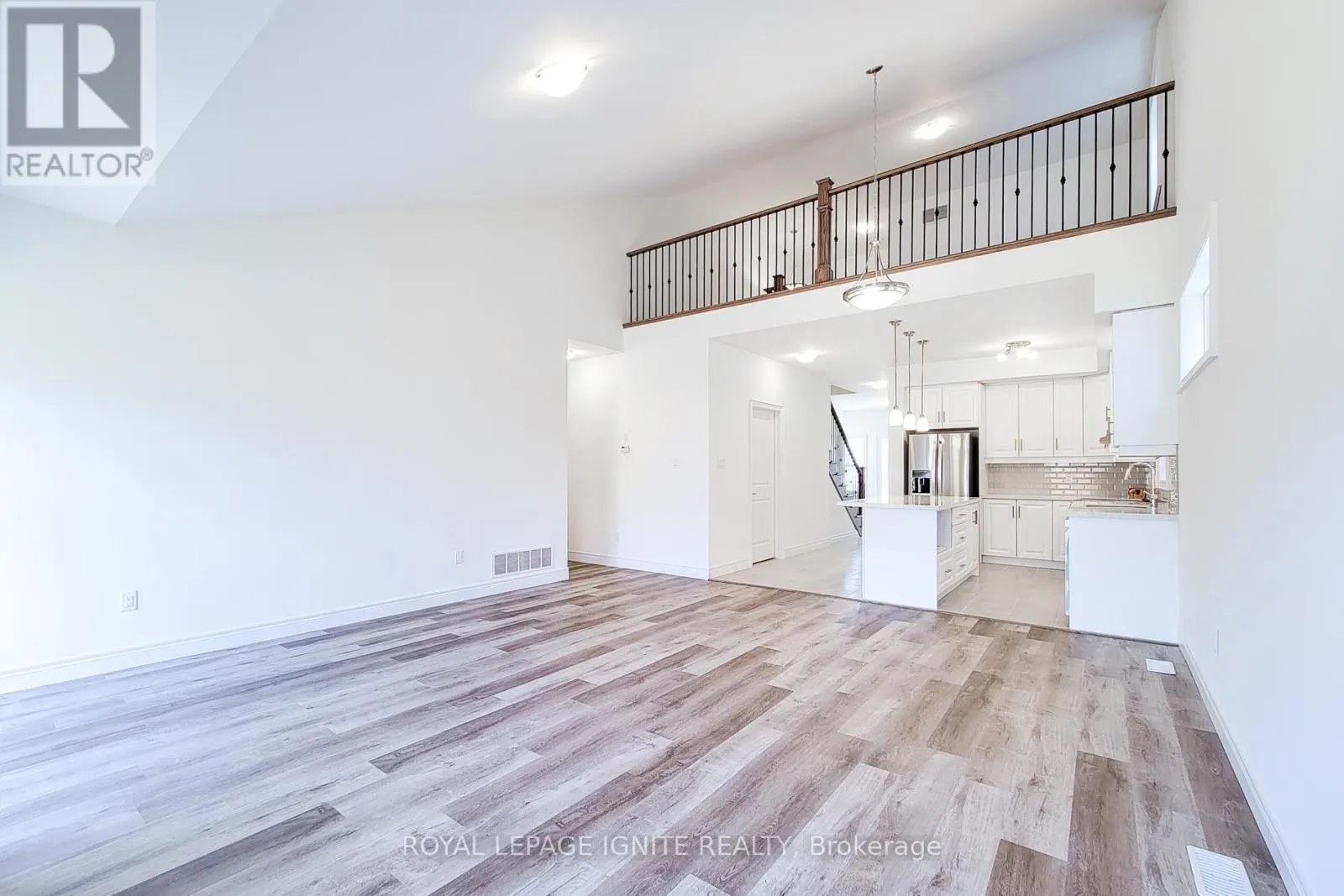 54 BEACH WALK CRESCENT
