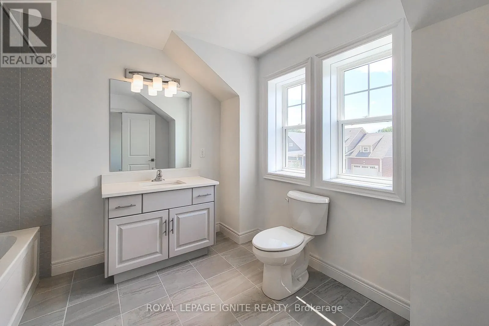 54 BEACH WALK CRESCENT