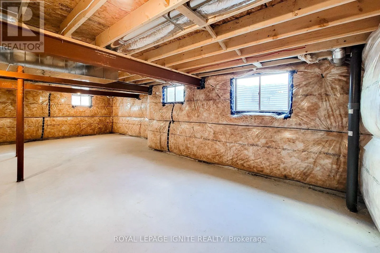 54 BEACH WALK CRESCENT