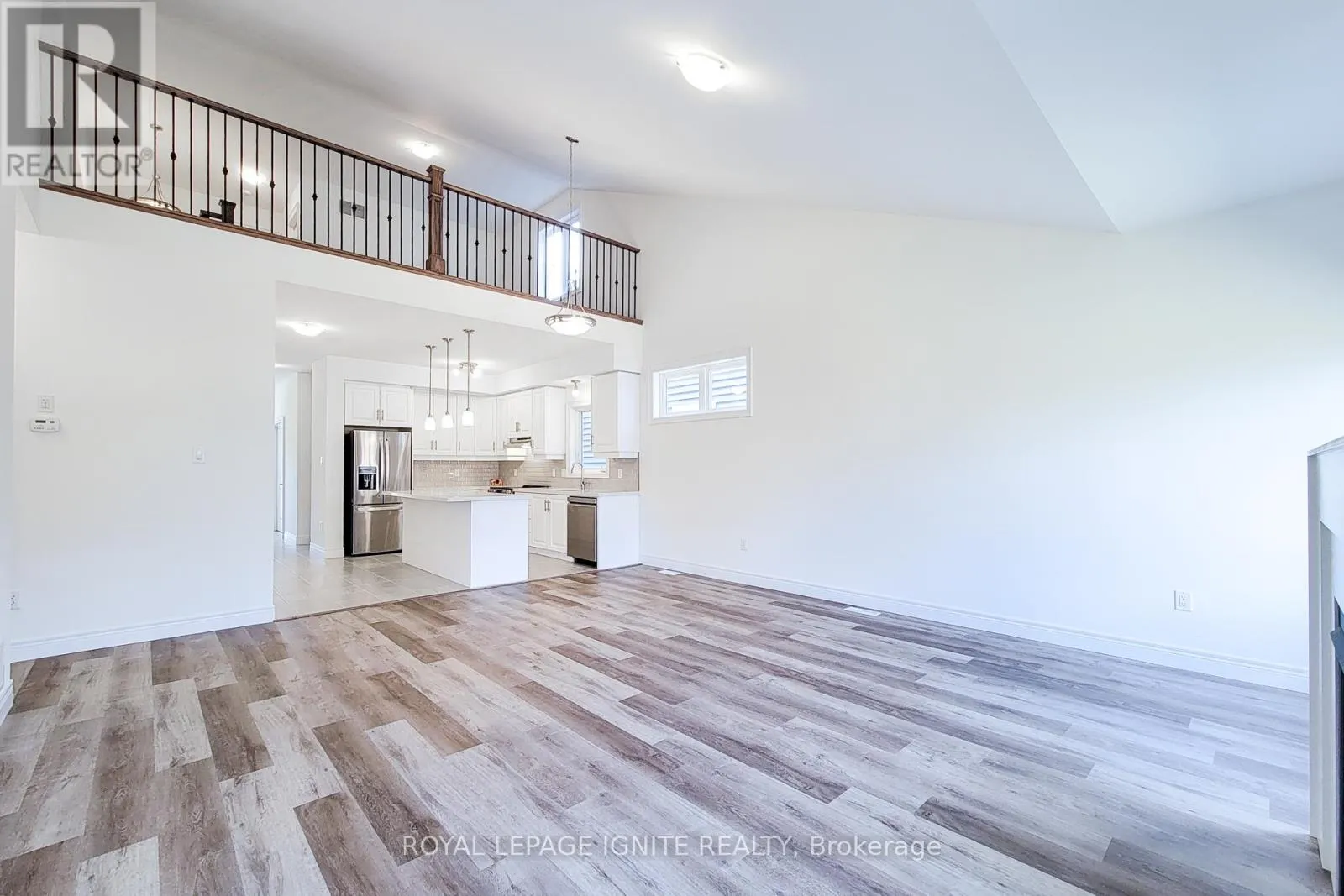 54 BEACH WALK CRESCENT