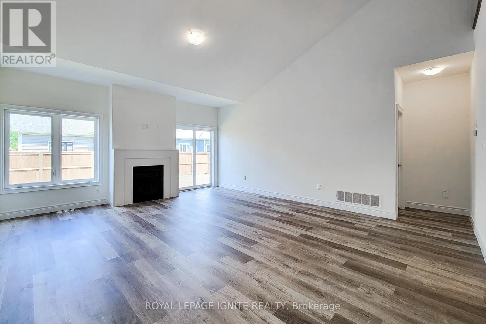54 BEACH WALK CRESCENT