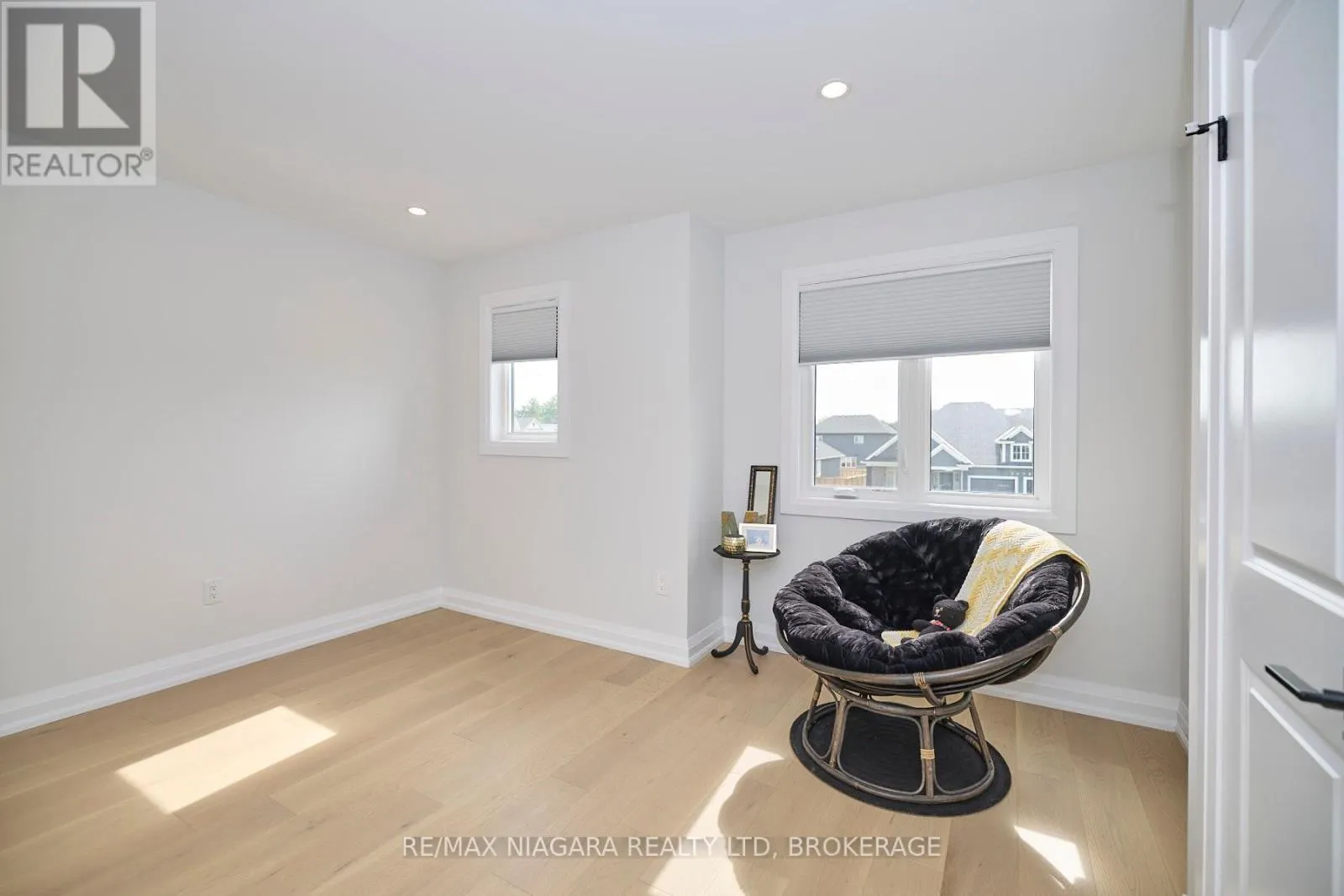 3609 CANFIELD CRESCENT