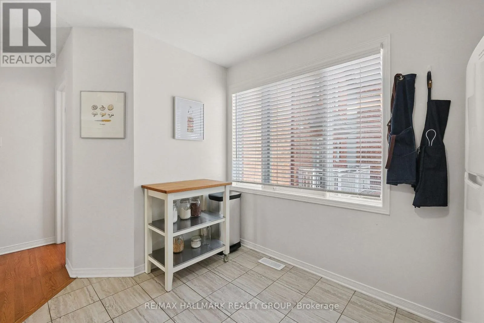 9 RADSTOCK PRIVATE