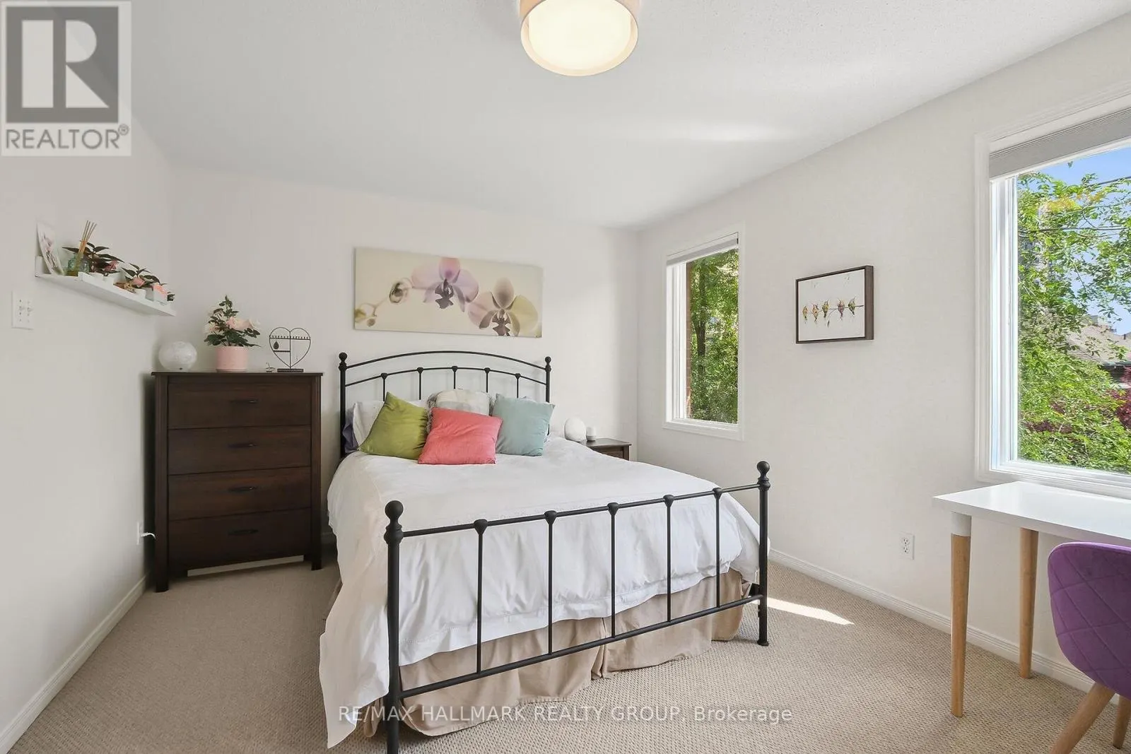 9 RADSTOCK PRIVATE