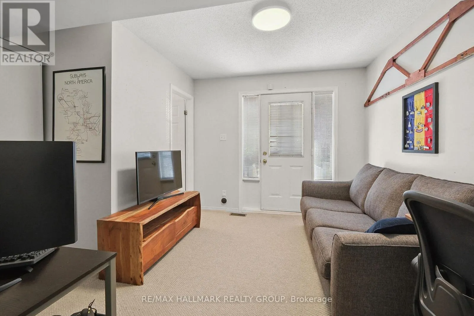 9 RADSTOCK PRIVATE