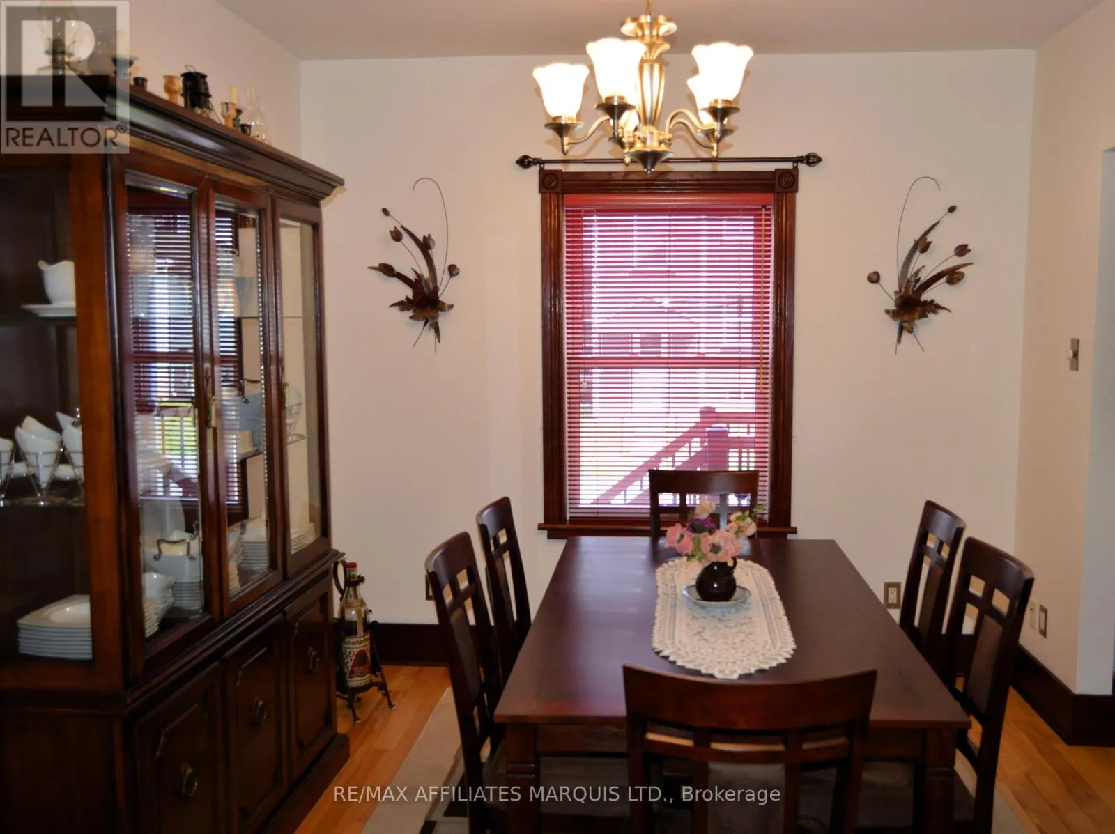 444 EIGHTH STREET E