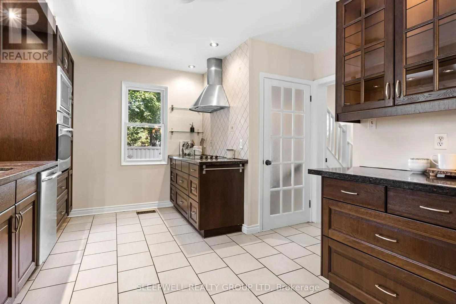 2209 BELAIR DRIVE
