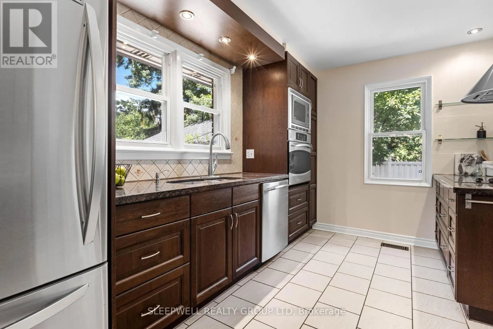 2209 BELAIR DRIVE
