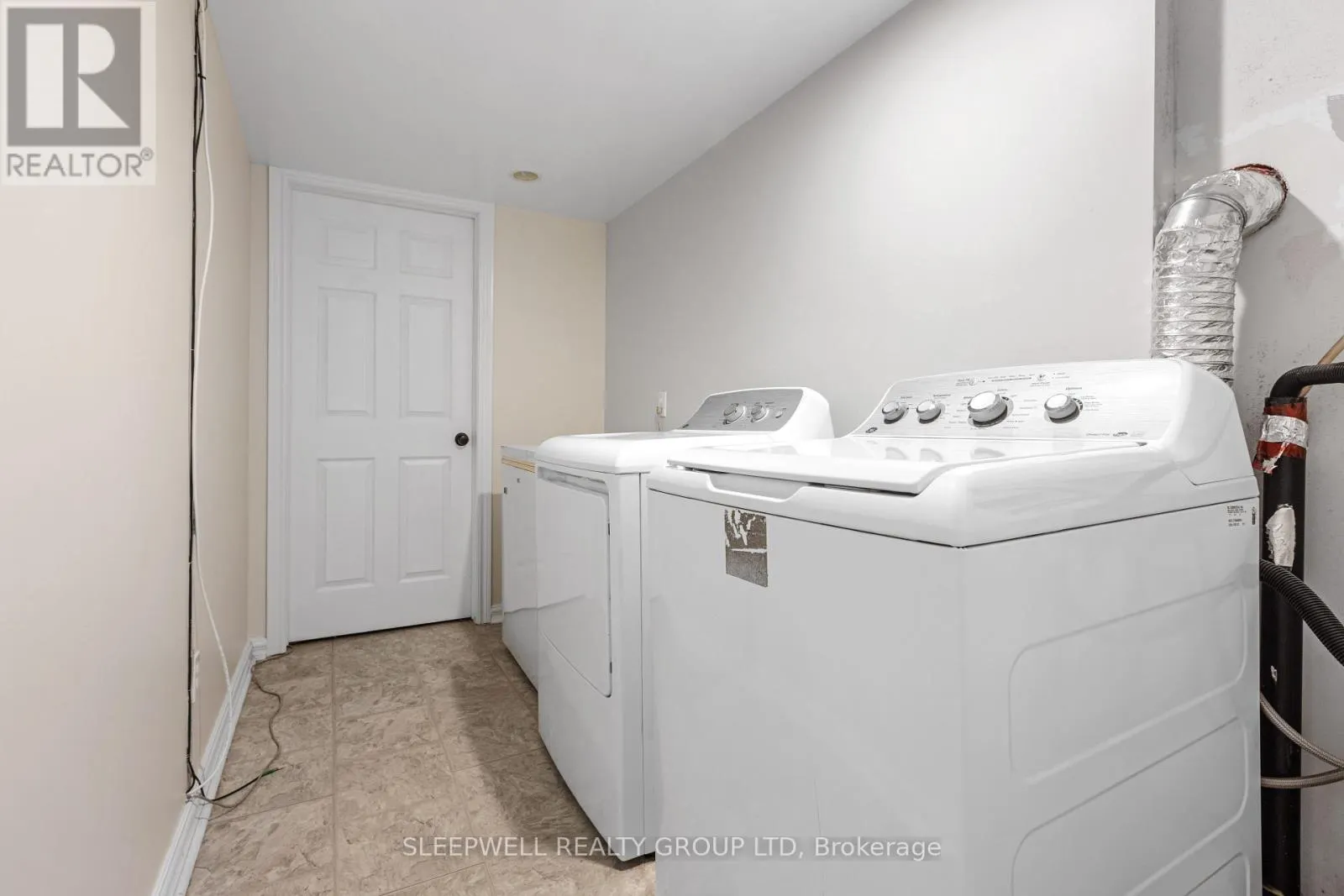 2209 BELAIR DRIVE