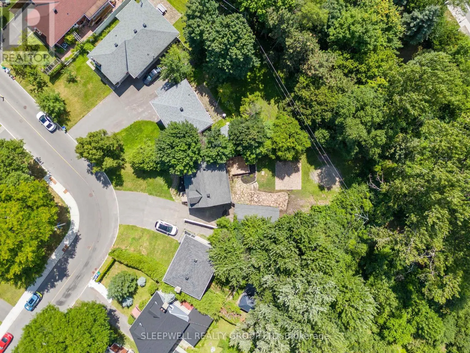 2209 BELAIR DRIVE