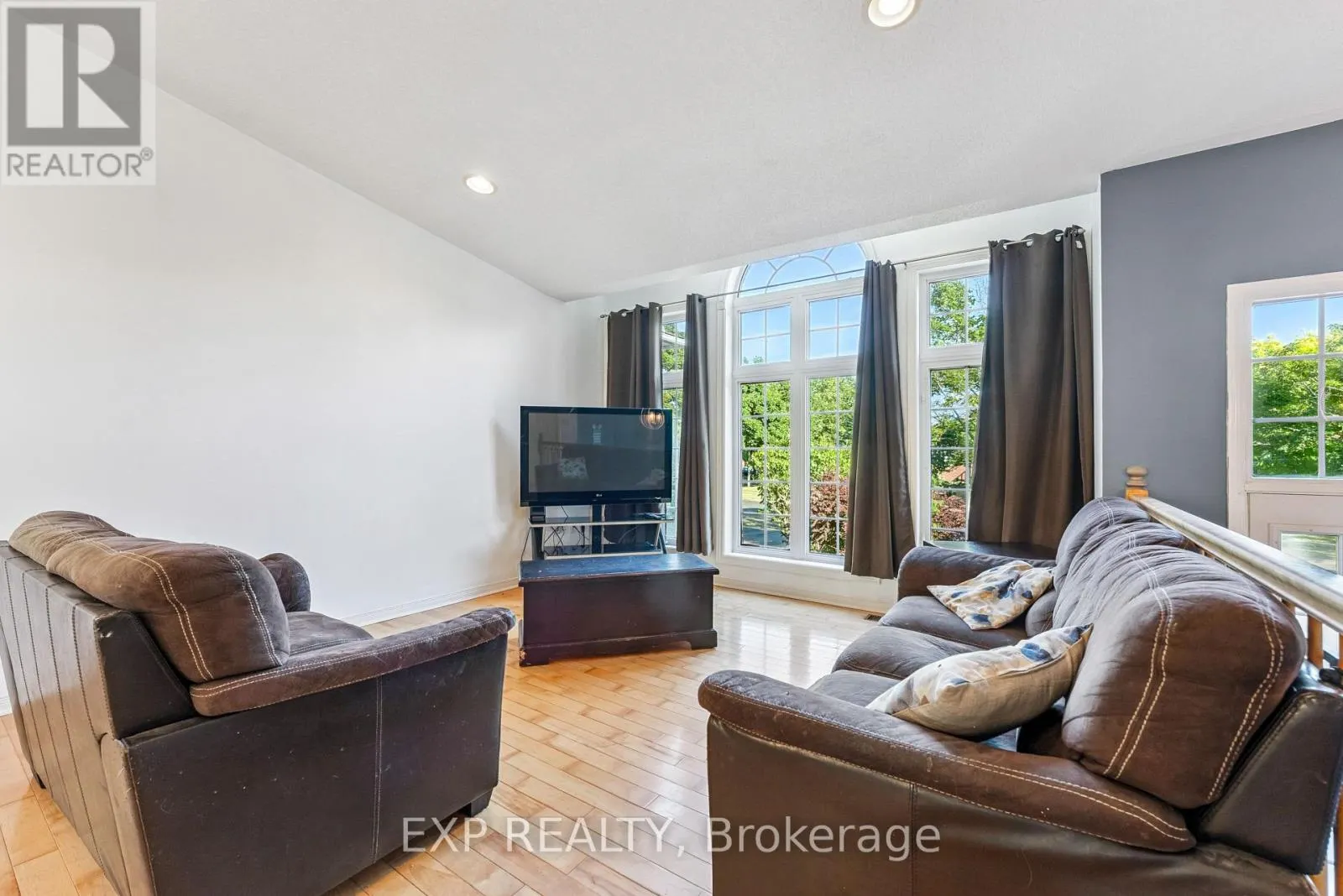 3 BAYSHORE DRIVE