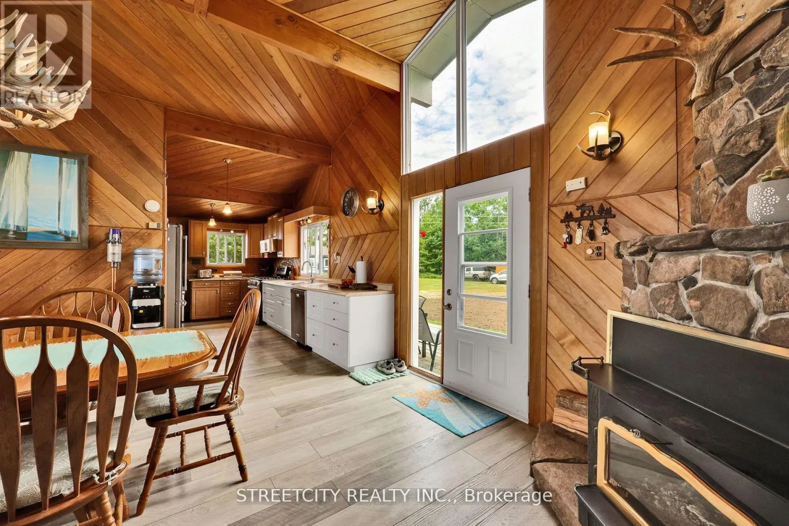 35 BROOKS LANDING ROAD