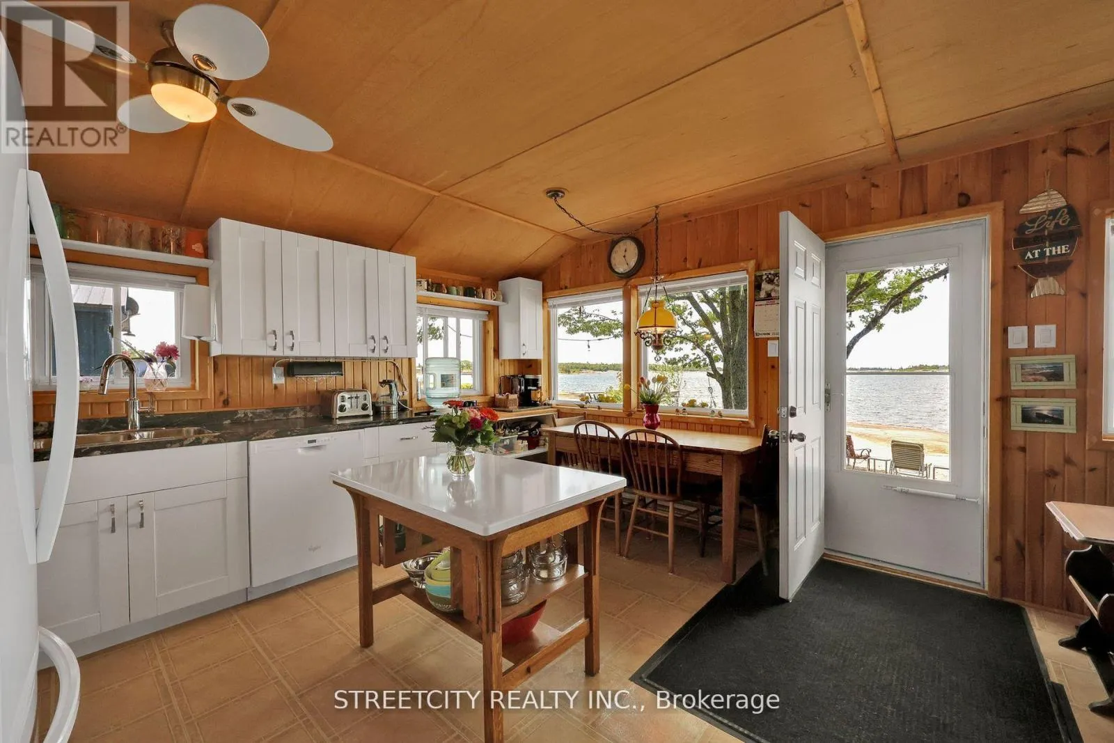 35 BROOKS LANDING ROAD