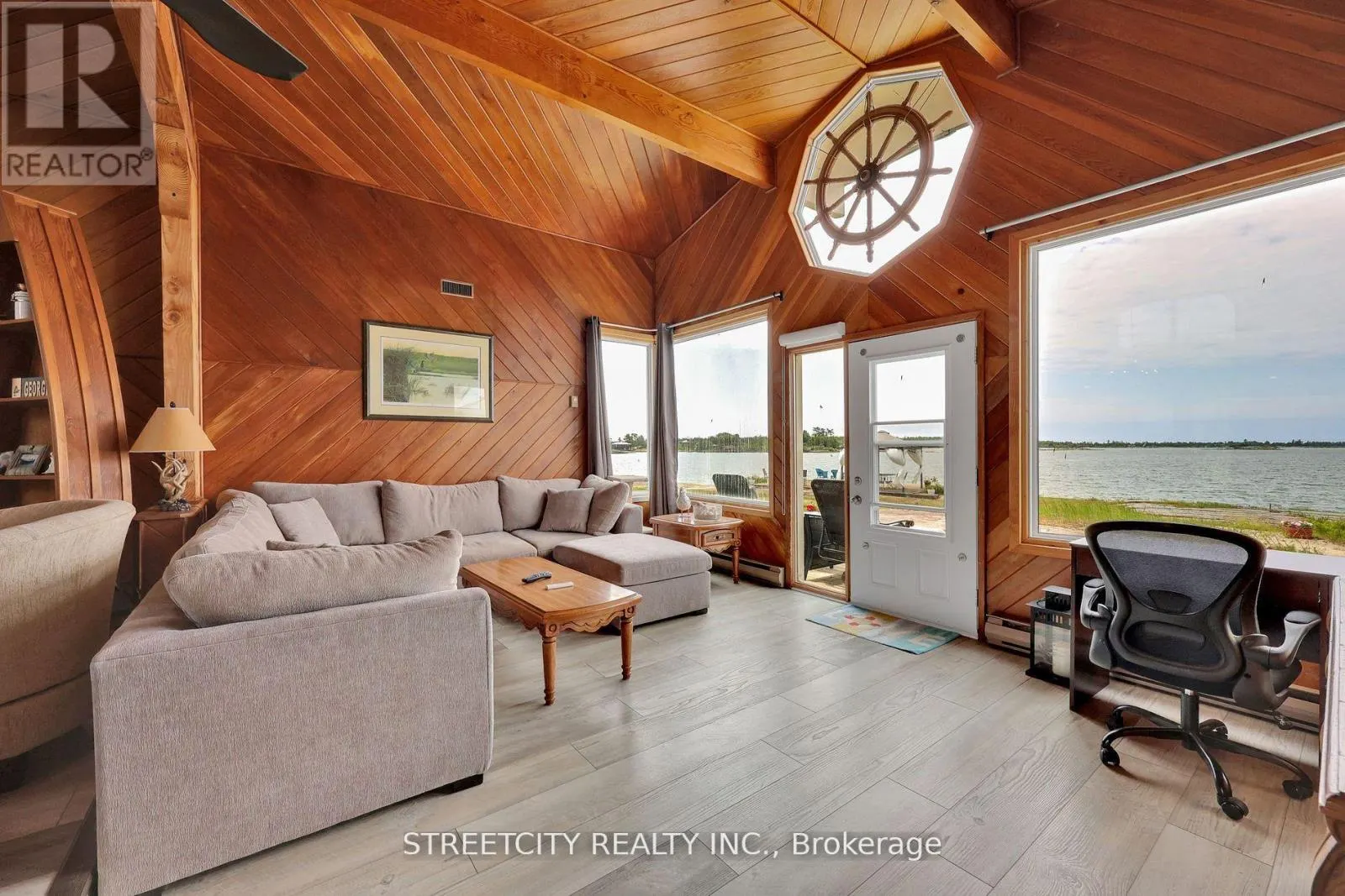 35 BROOKS LANDING ROAD