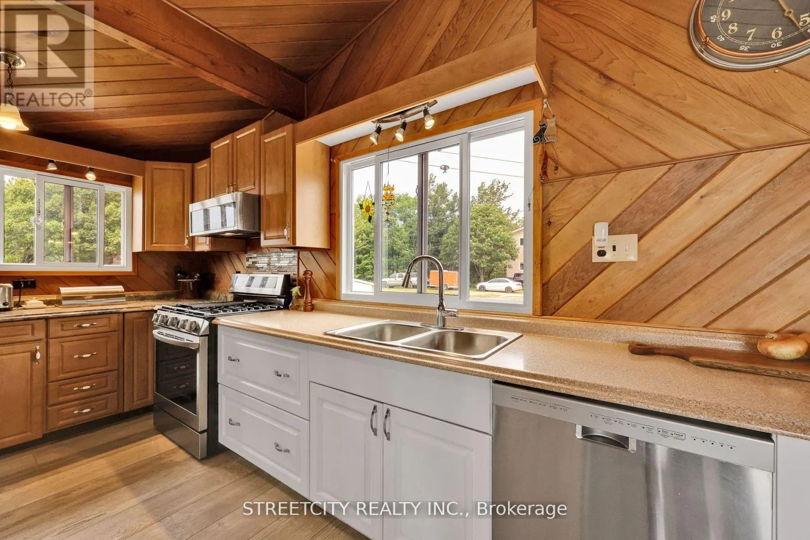 35 BROOKS LANDING ROAD