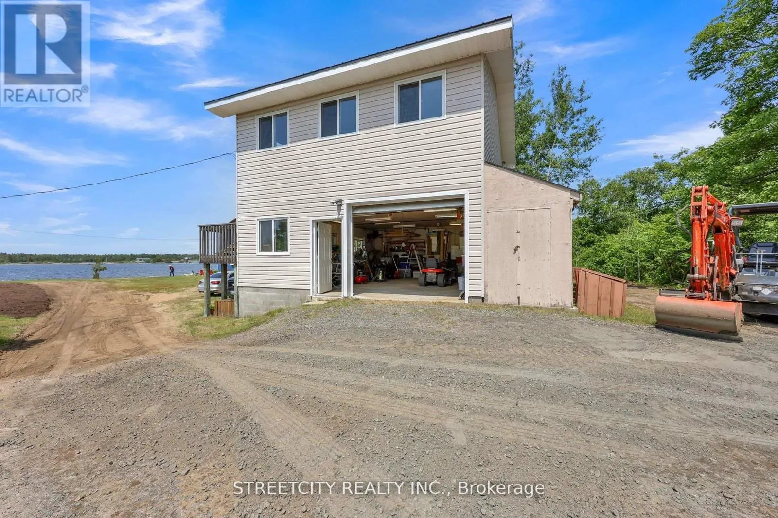 35 BROOKS LANDING ROAD