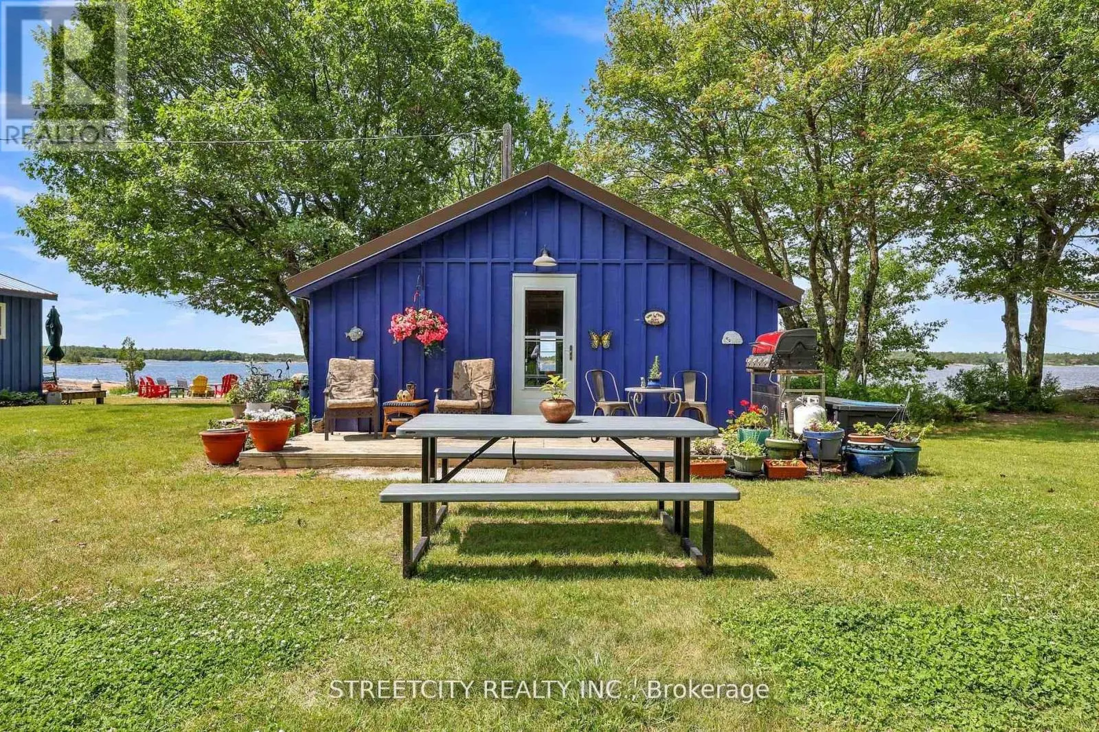 35 BROOKS LANDING ROAD