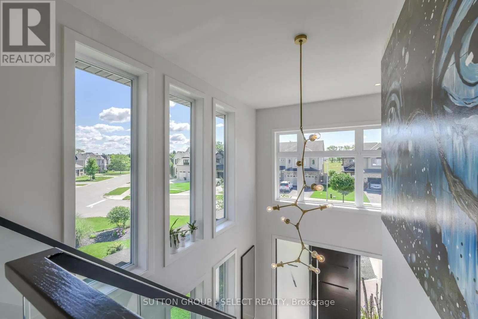 7 VALLEYVIEW CRESCENT