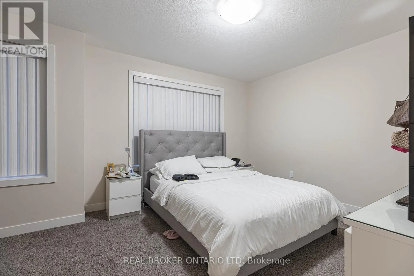 885 SARNIA ROAD