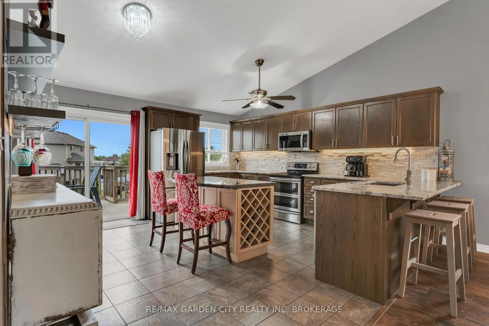21 CHERRY AVENUE