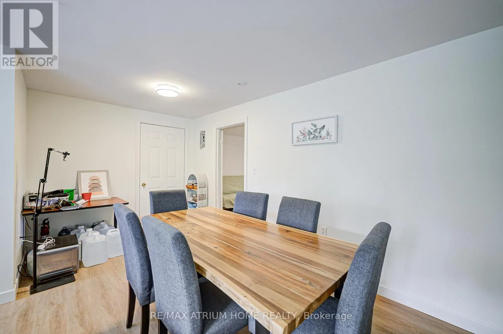 339 SOUTH BAY ROAD