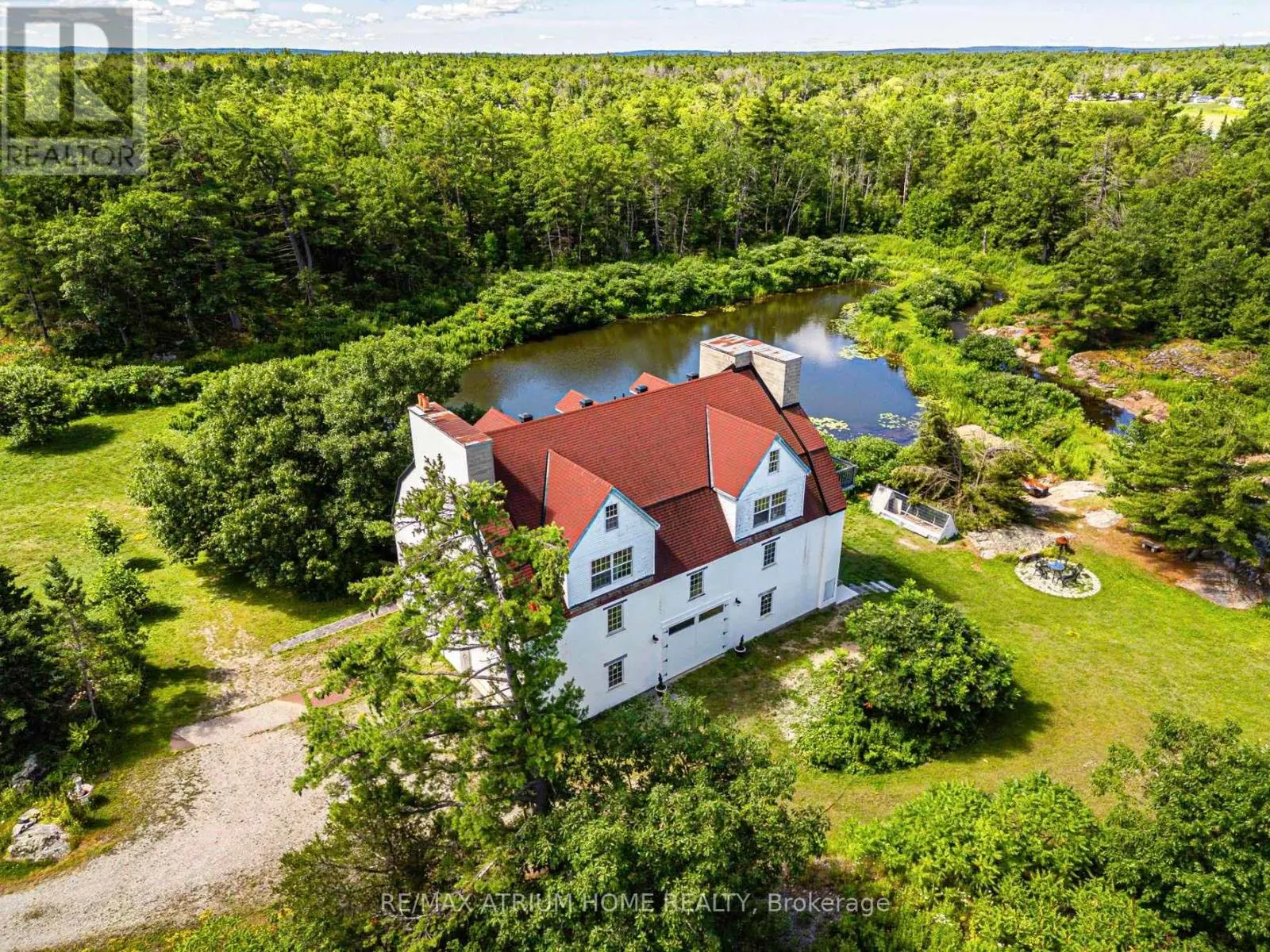 339 SOUTH BAY ROAD
