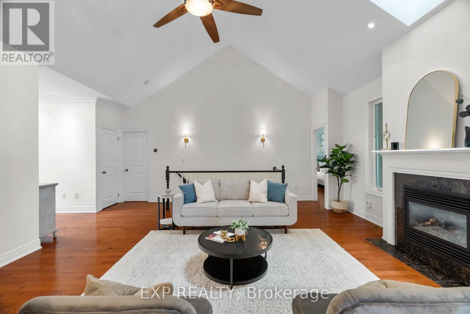 3300 CHARLESTON DRIVE