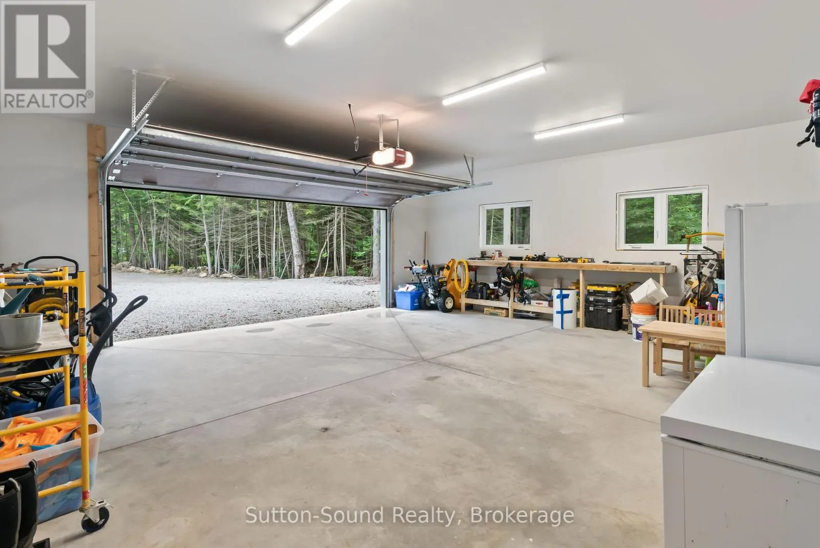 668 BRUCE ROAD 9 ROAD