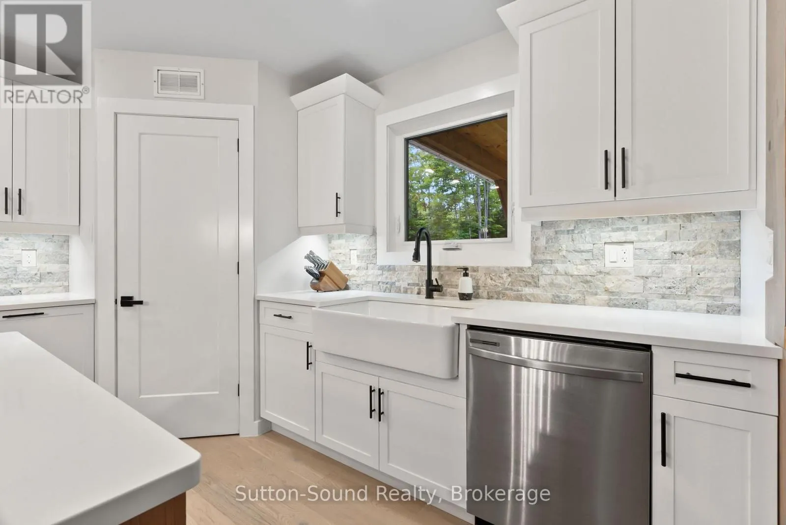668 BRUCE ROAD 9 ROAD