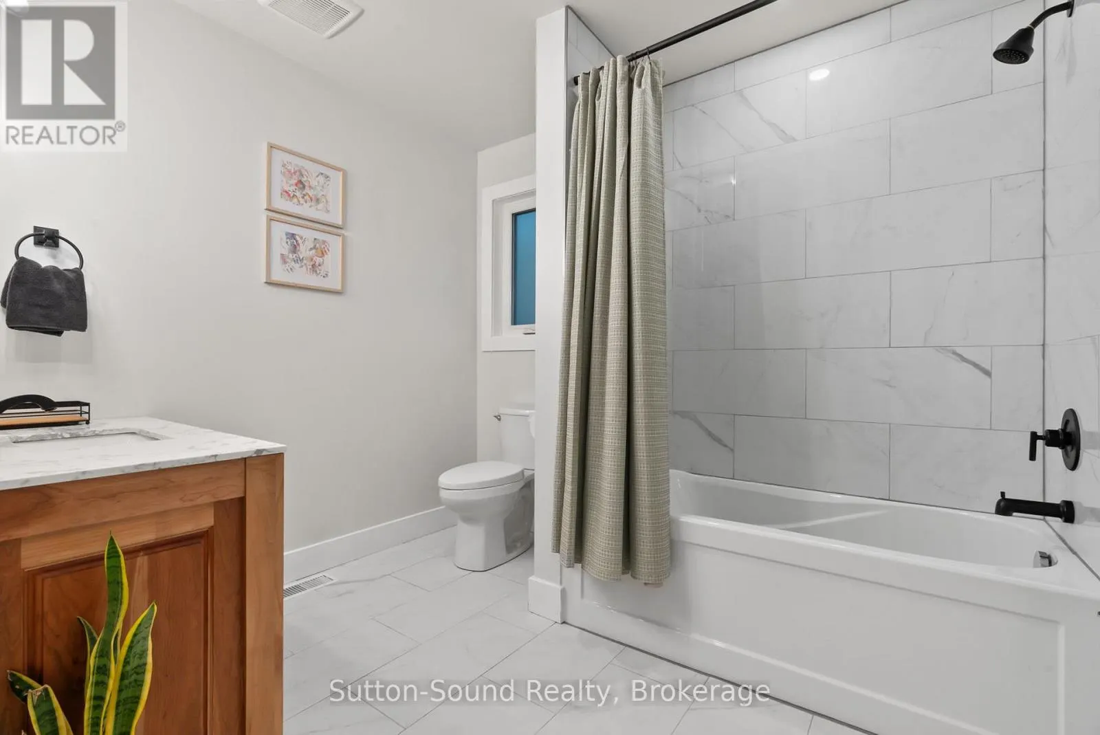 668 BRUCE ROAD 9 ROAD