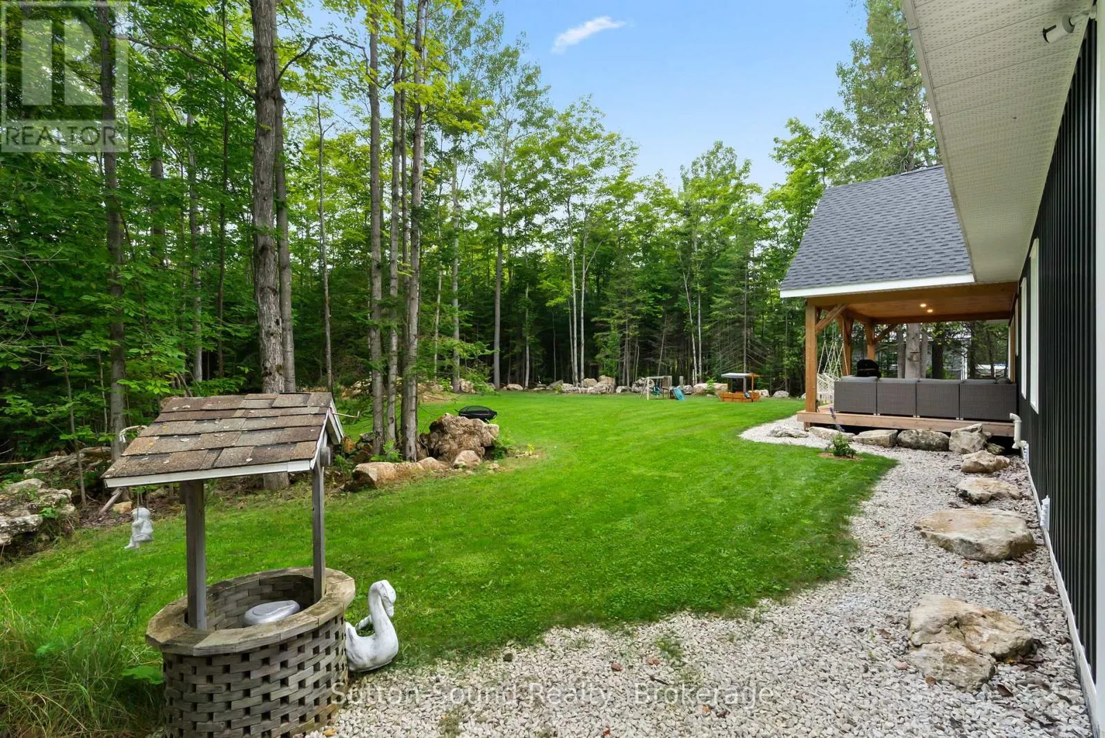 668 BRUCE ROAD 9 ROAD