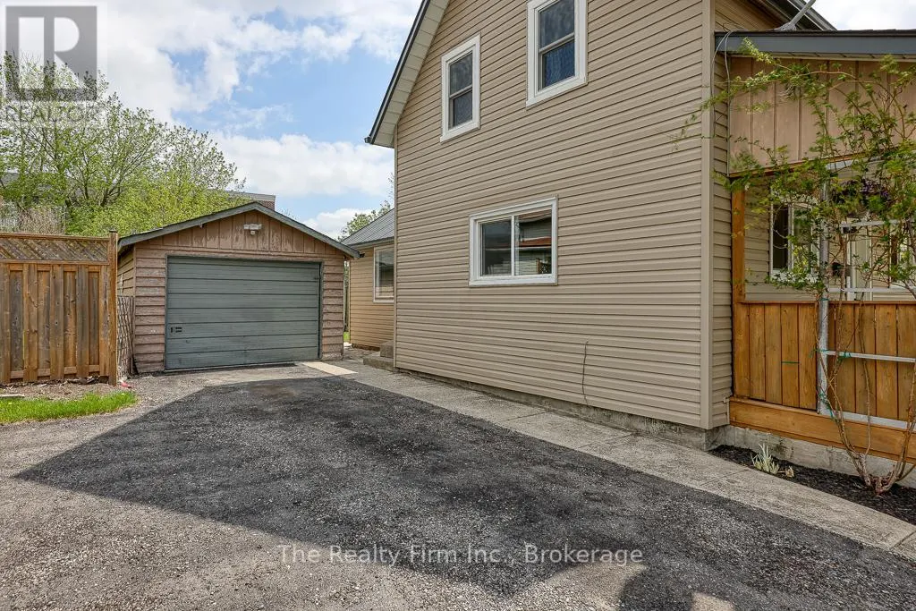 136 BIDWELL STREET