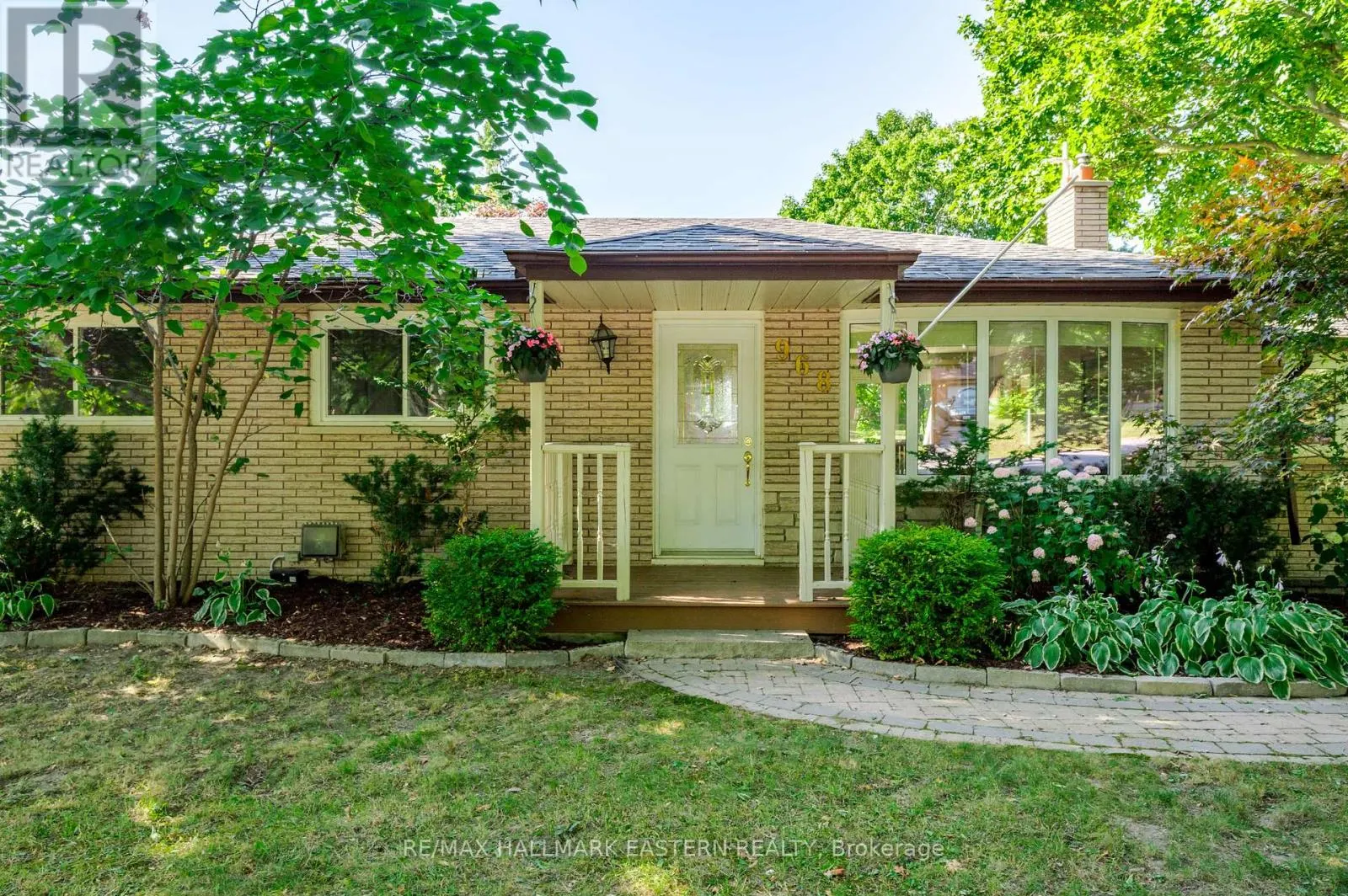 968 SMITH COURT