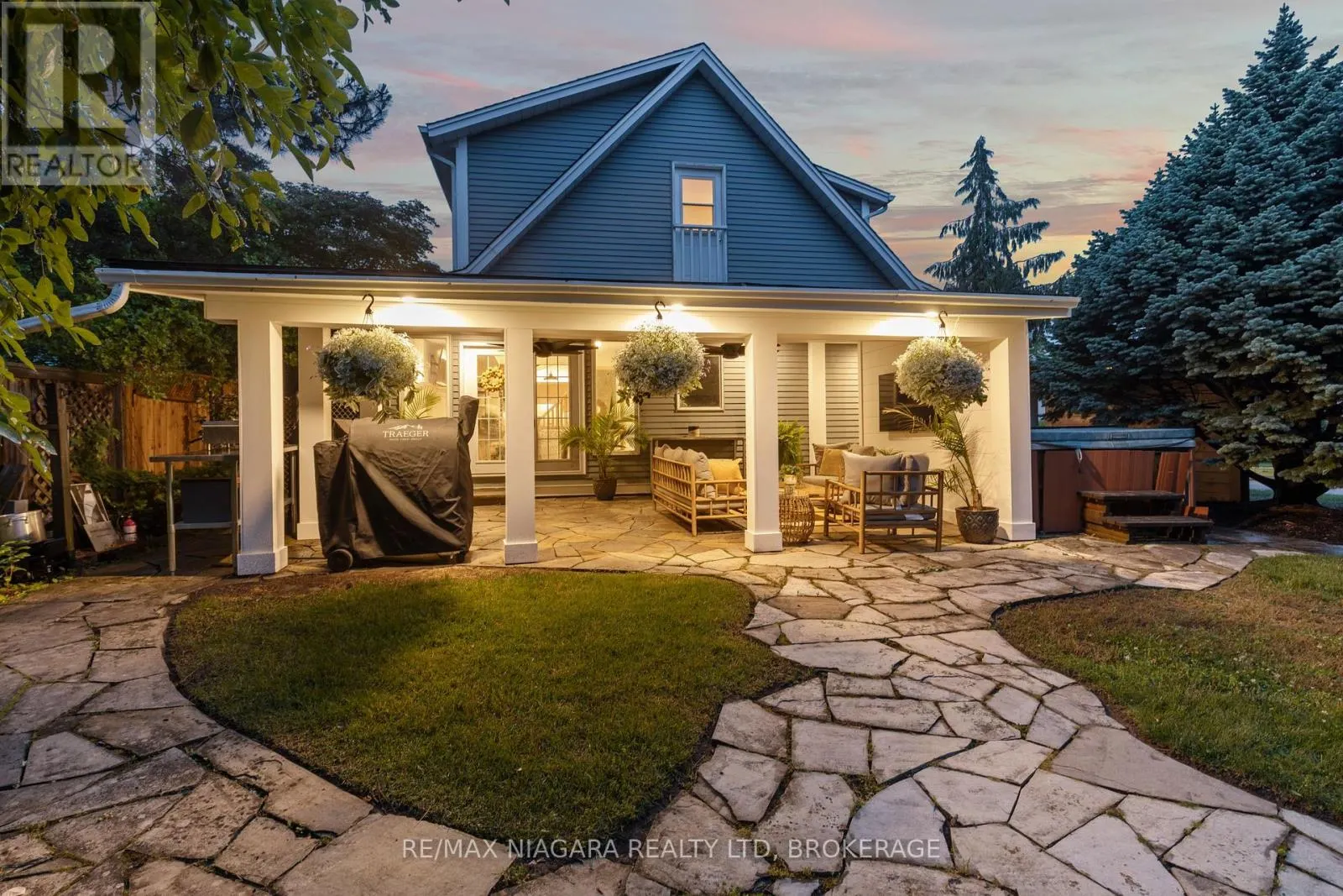 202 ANNE STREET