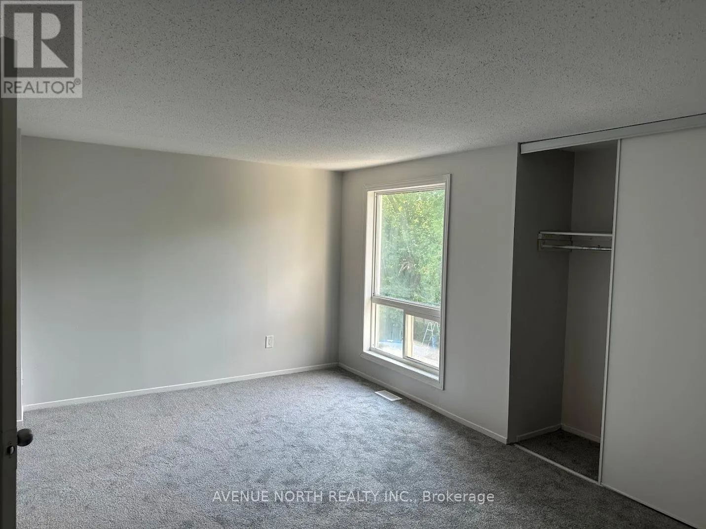 3 - 1408 FOXWELL STREET
